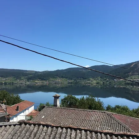 Duplex Rosalia De Castro. Ribadavia